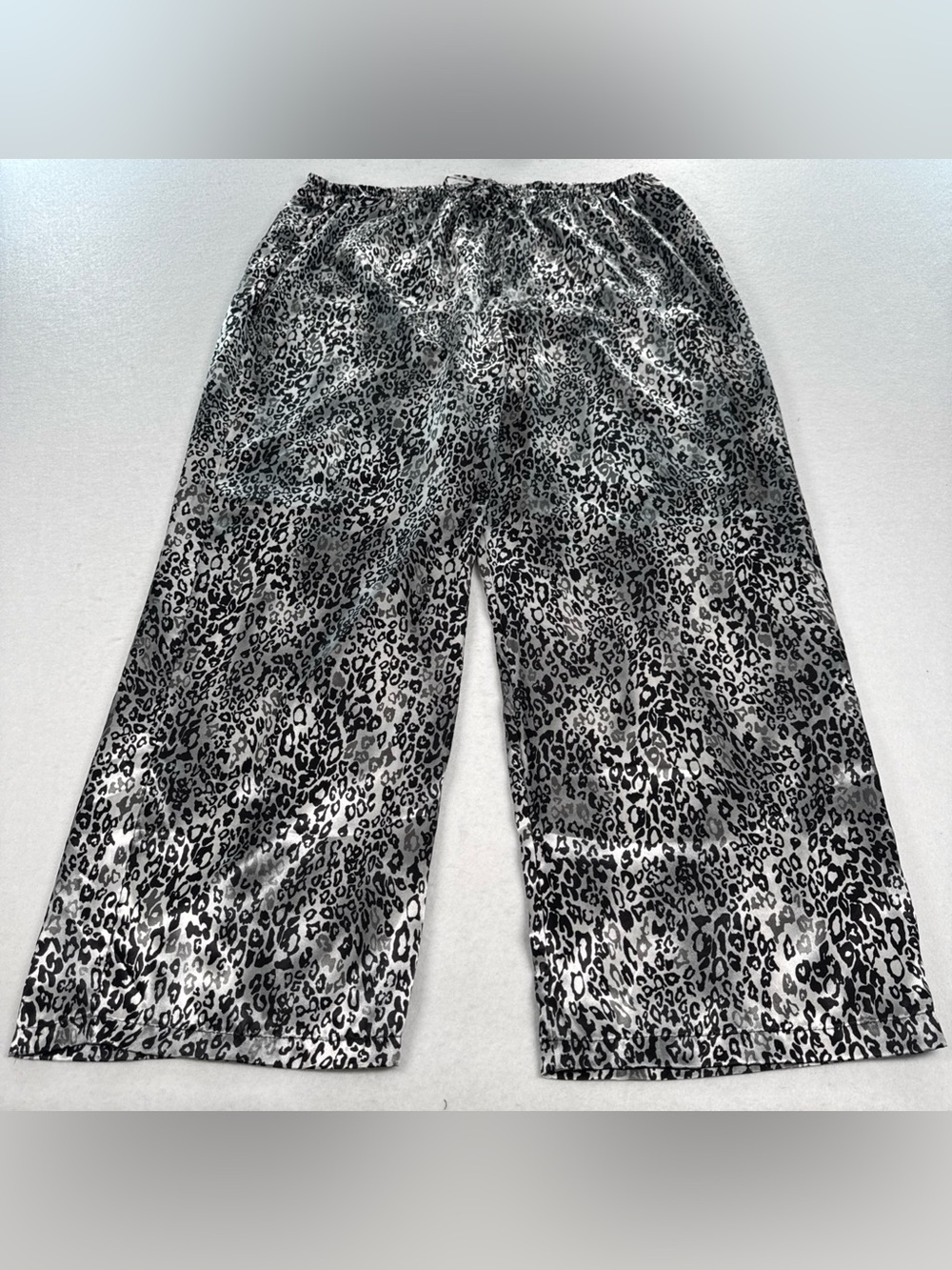 Ambrielle Sleepwear Pajama Pants Women's Xl Gray Animal Print Silky Lightweight‎